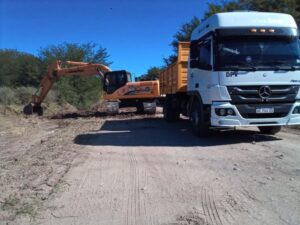 La Junta de Gobierno de Arroyo Maturrango y Vialidad trabajan en caminos zonales