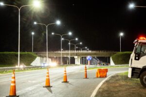 Acuerdo Enersa – DNV: Se inauguraron 186 luminarias en la intersección de la Ruta 12 con Acceso Norte – Colonia Avellaneda