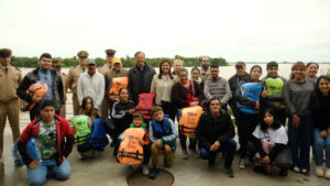 Pescadores de Puerto Sánchez recibieron capacitación y elementos de protección