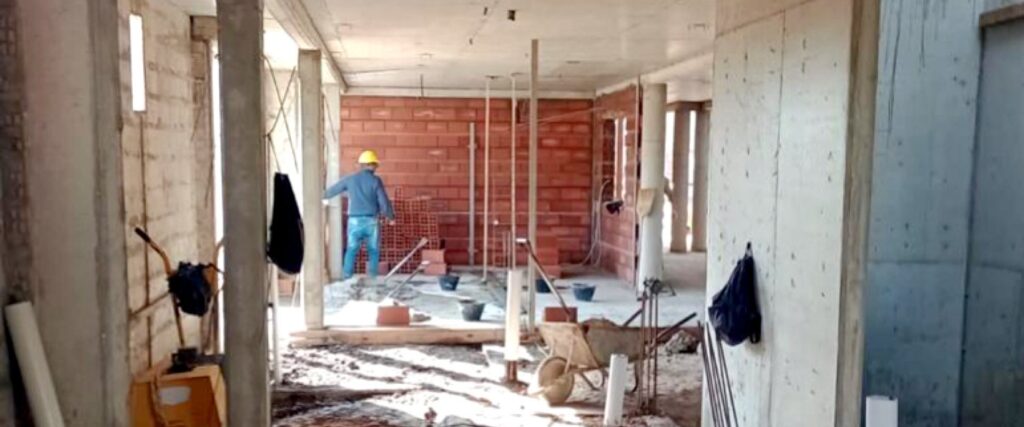 Se ejecuta el nuevo edificio de la escuela María Elena Walsh de Gualeguaychú