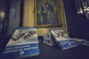 LITERATURA EN DIPUTADOS – Se presentó “Los soldados judíos de Malvinas” de Hernán Dobry