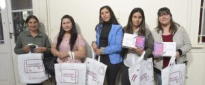 Con 260 tablets para organizaciones y emprendedores en La Paz, culminó la entrega departamental en la provincia