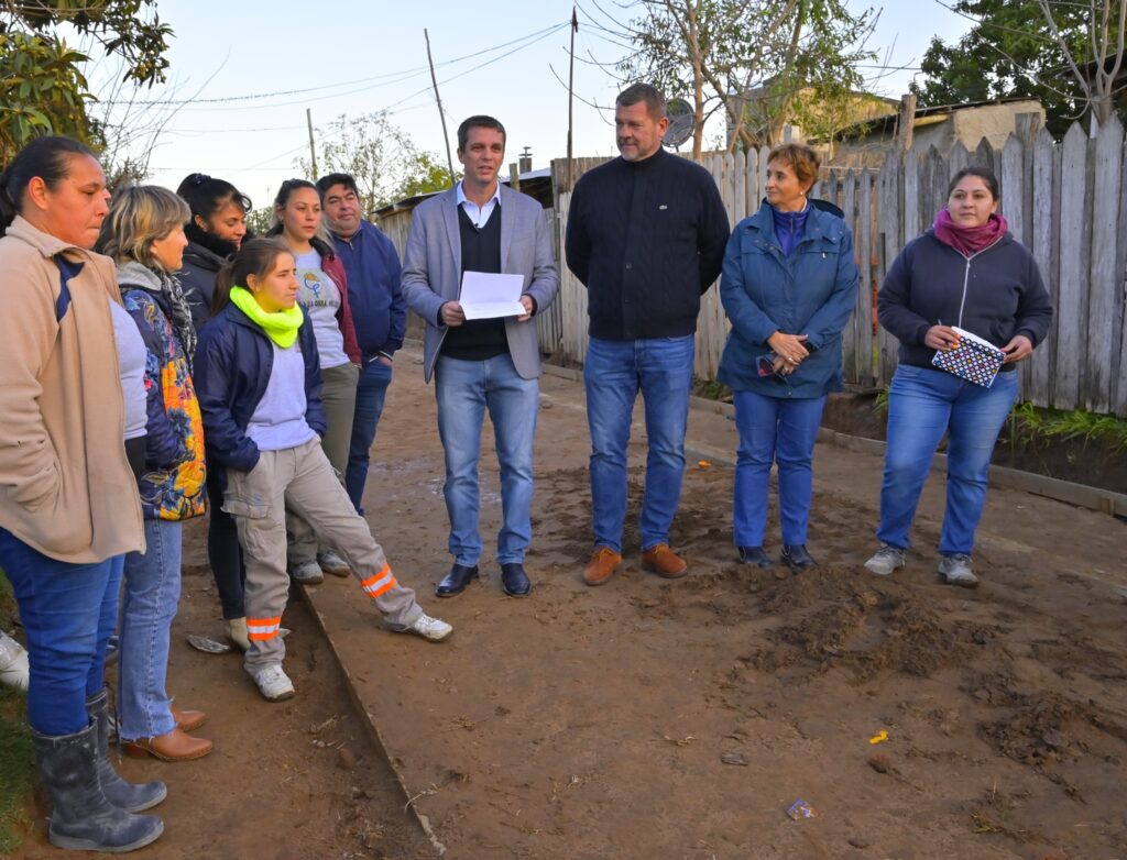 EN CONCORDIA, SE PROMUEVE EL ACCESO DE LAS MUJERES A TRABAJOS VINCULADOS CON LA OBRA PÚBLICA