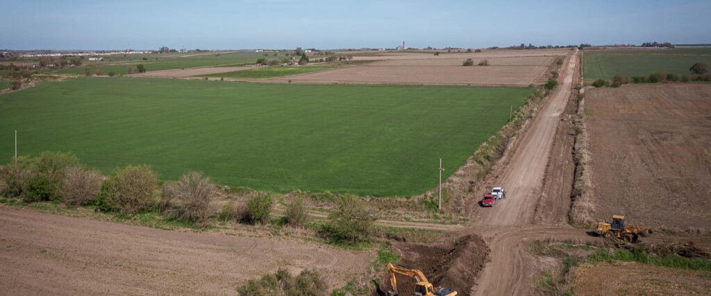 Ejecutan mejoras en el camino de acceso a Aldea Grapschental