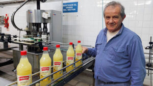 Frescor cumple 80 años en Paraná, la primera marca de jugos naturales del país