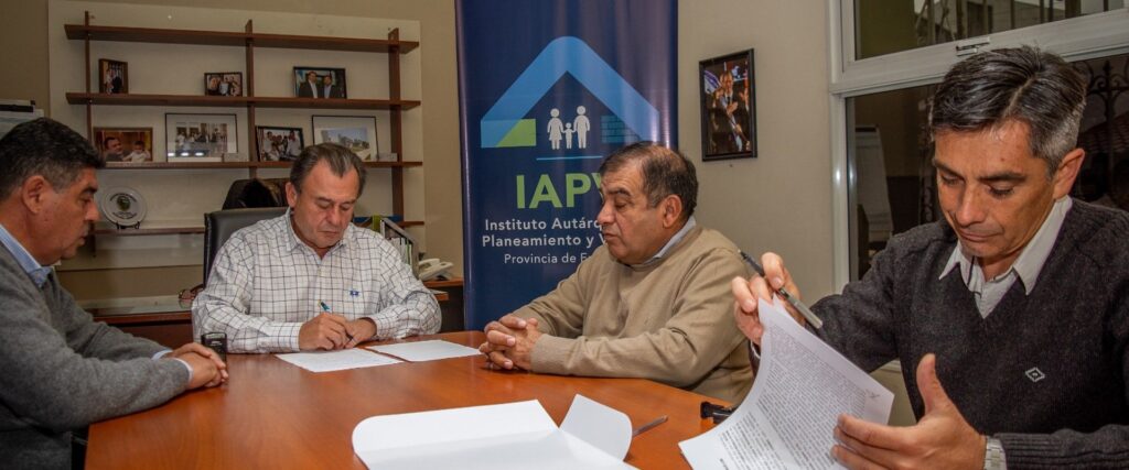 El IAPV y el Colegio de Profesionales de la Agrimensura rubricaron convenio de colaboración y asistencia