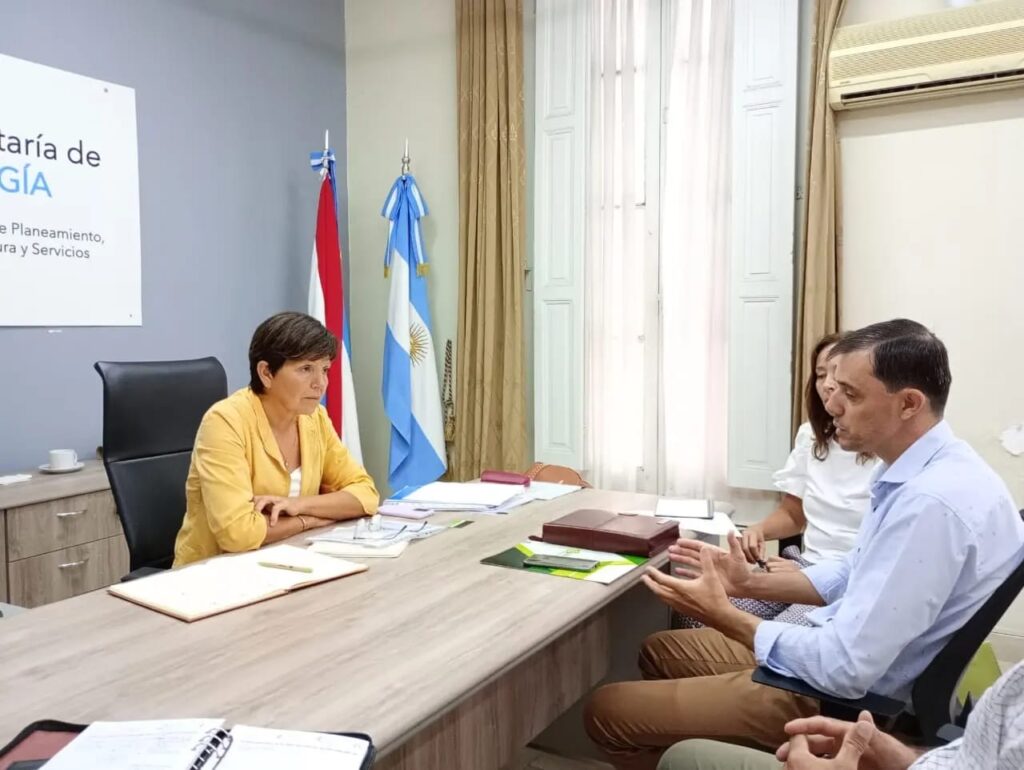 Cerrito: El intendente Tomassi se reunió con la Secretaria de Energía de Entre Ríos