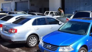 Frigerio pide los autos oficiales de todos los organismos para reasignarlos a seguridad