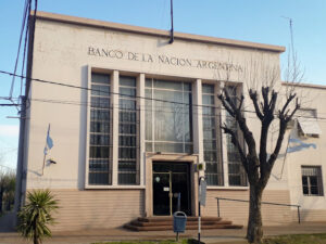 Los vecinos de María Grande y la zona, pueden estampar su firma contra la privatización del Banco Nación