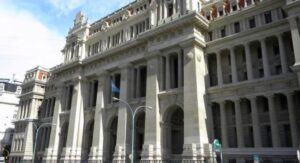 Causa Contratos: La Corte devolvió la jurisdicción a la Justicia provincial