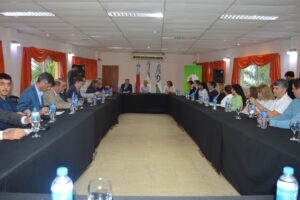 El Gobernador Frigerio y el Intendente Solari en reunión de Gabinete de ambas administraciones