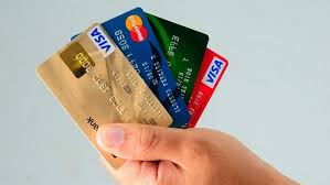 Por decreto, el Gobierno implementó cambios en las tarjetas de crédito
