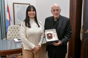 La vicegobernadora recibió al arzobispo de Paraná, Juan Alberto Puiggari