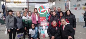 Acto solidario de la gente de New Com y visita de funcionaria provincial de la Secretaria de deportes