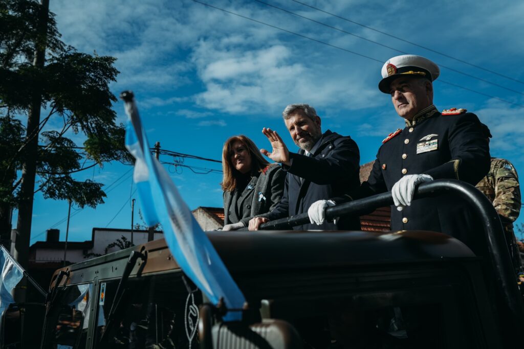 Frigerio participó en los actos por un nuevo aniversario de la revolución de mayo