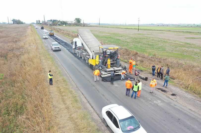 Ruta provincial 32: Comienza la colocación de la capa asfáltica entre Crespo y Seguí