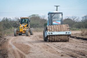 Realizan mejoras en la ruta provincial Nº 31 que une a Viale y Maciá