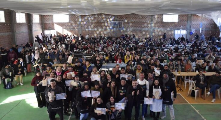 Pareja de Viale ganó el «Concurso de Locreros» de Piedras Blancas