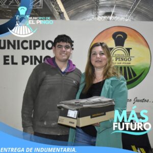 EL PINGO – ENTREGA DE INDUMENTARIA A PERSONAL MUNICIPAL