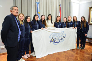 La vicegobernadora recibió a patinadoras entrerrianas que participarán en el Mundial de Italia