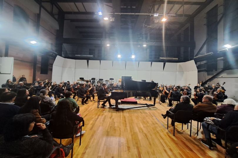 La Sinfónica de Entre Ríos brindó un nuevo concierto y el público llenó la sala