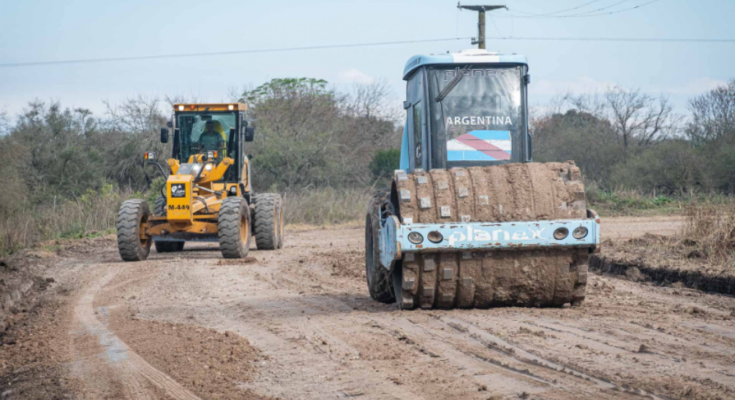 La provincia tomó un préstamo en dólares para mejorar infraestructura vial