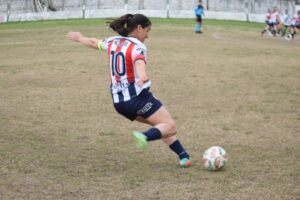 “Luisi” Grinovero, marcó un gol a los 4 segundos desde media cancha