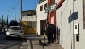 Amplio operativo policial en barrio Macarone de Paraná: Hay dos detenidos