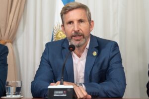 Frigerio anunció que el ingreso al Estado provincial será sólo por concurso y que se terminan los «contratos basura»