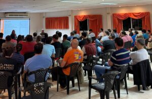 Buena convocatoria de interesados con el proyecto de círculo cerrado para la construcción de galpones